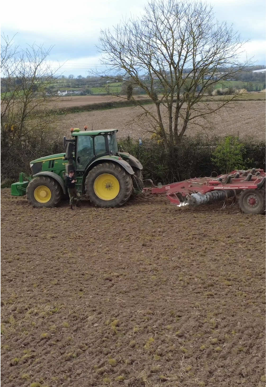 @Lareesha 🚜
