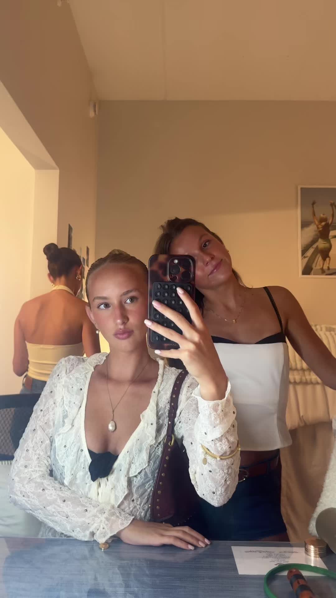 @Lillycloan