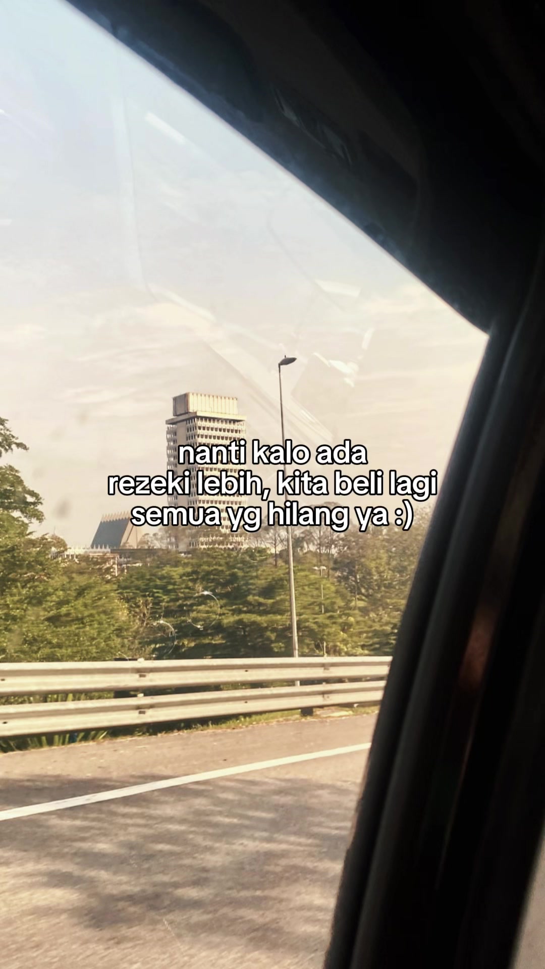 @𝓵𝓲𝓵𝔂 ˚✿˖&deg;
