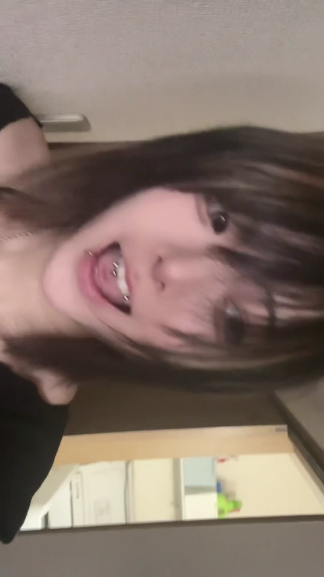 @Aru