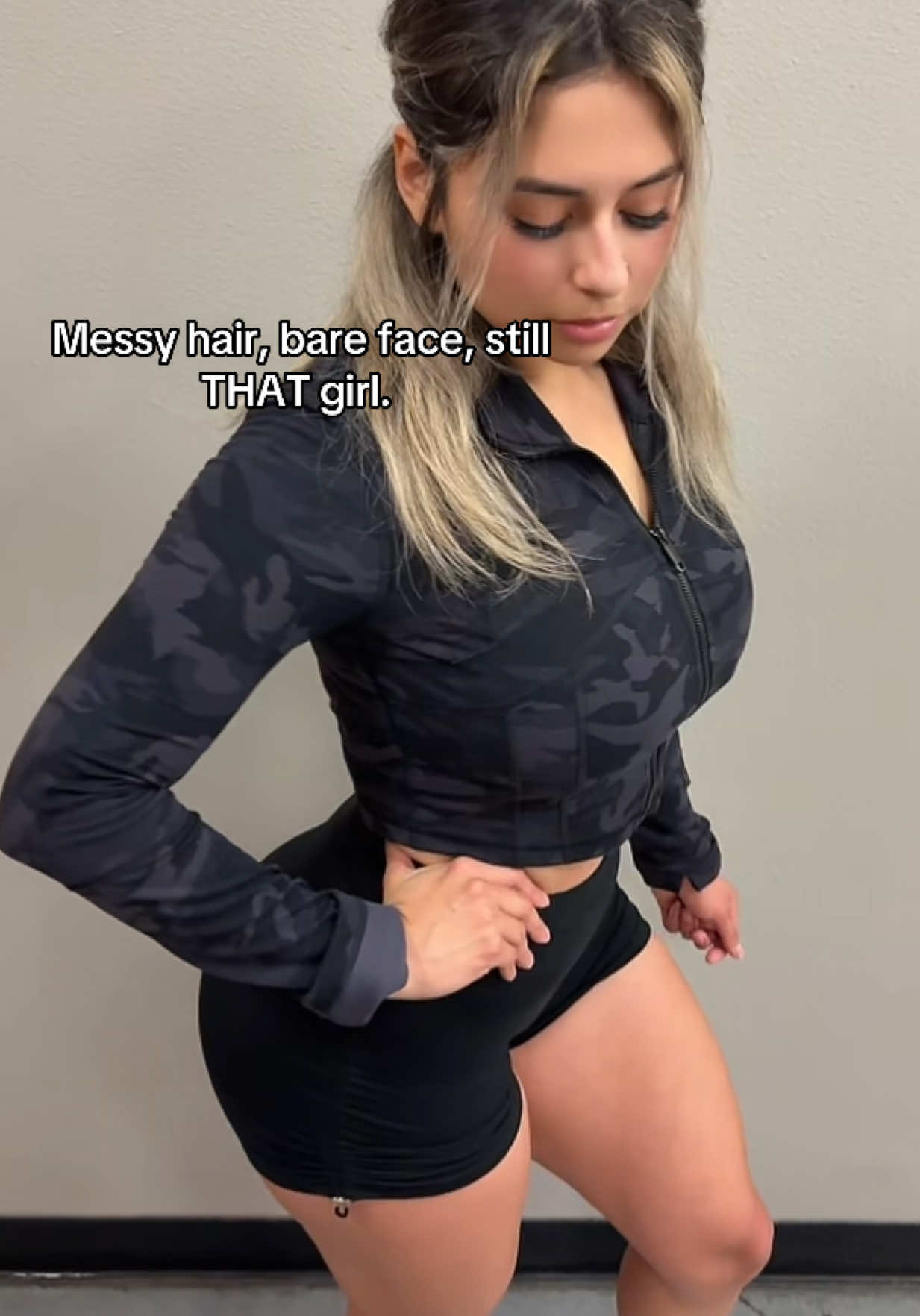 @Tzazueta001__Mama
