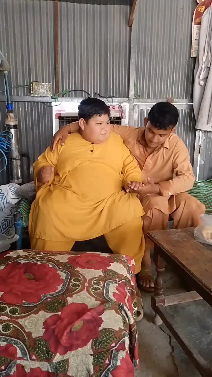 @Chota Khan Baba