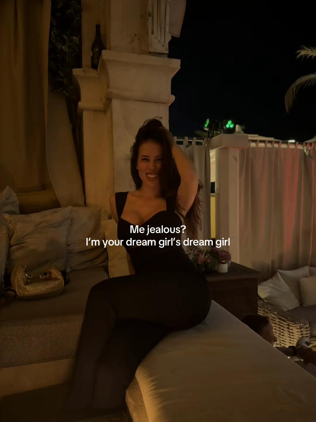 @HJelena