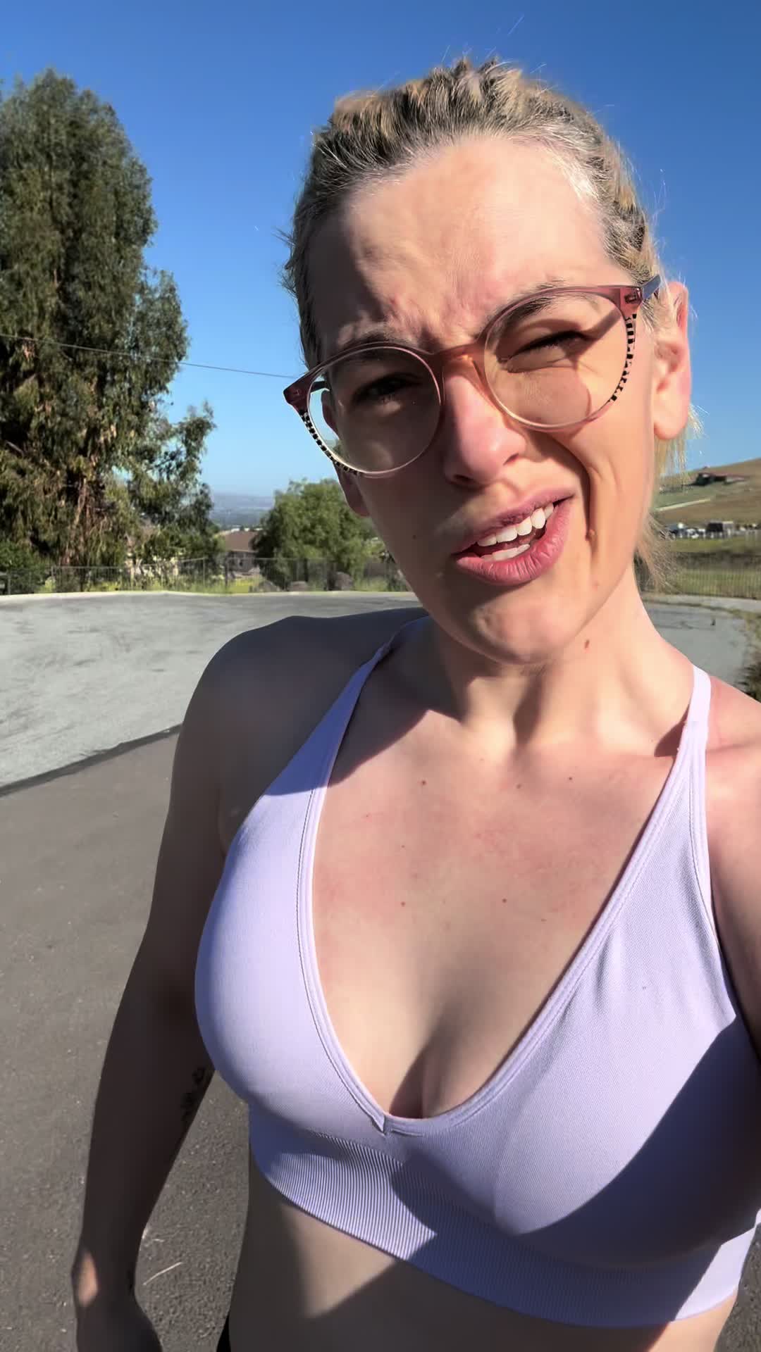 @Bikini Vicki