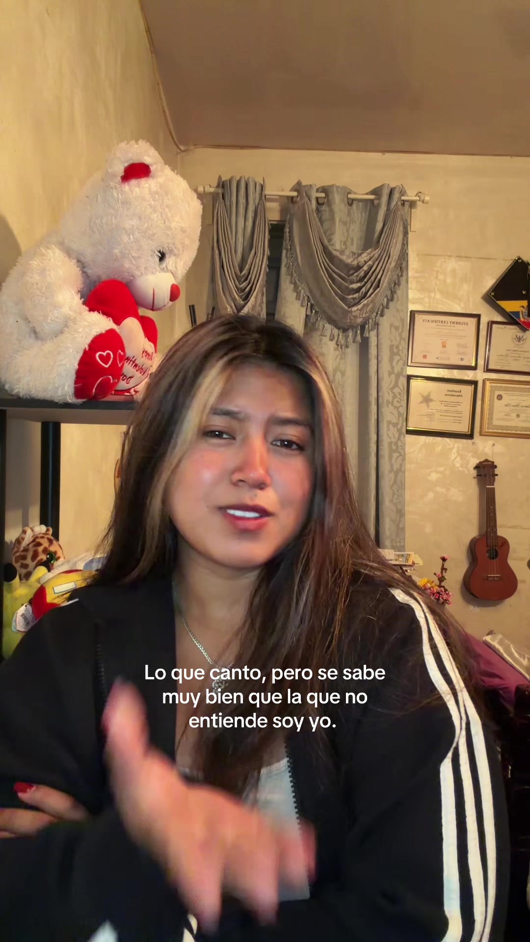 @Estefania Abigail ✨