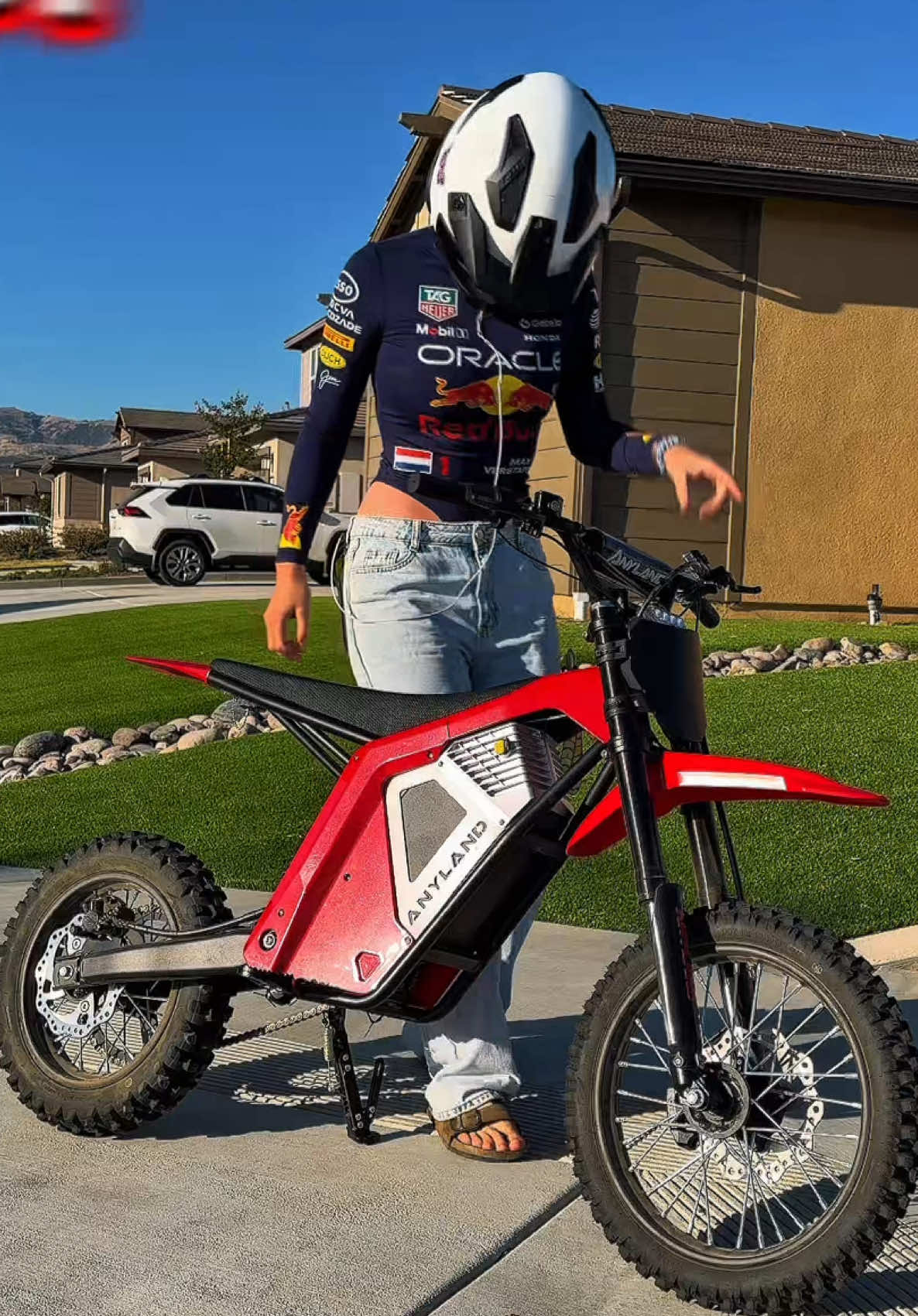 @avi_rides