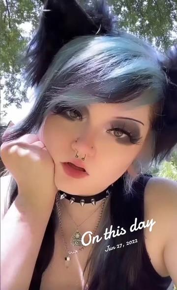 @Graveyardbabe1031