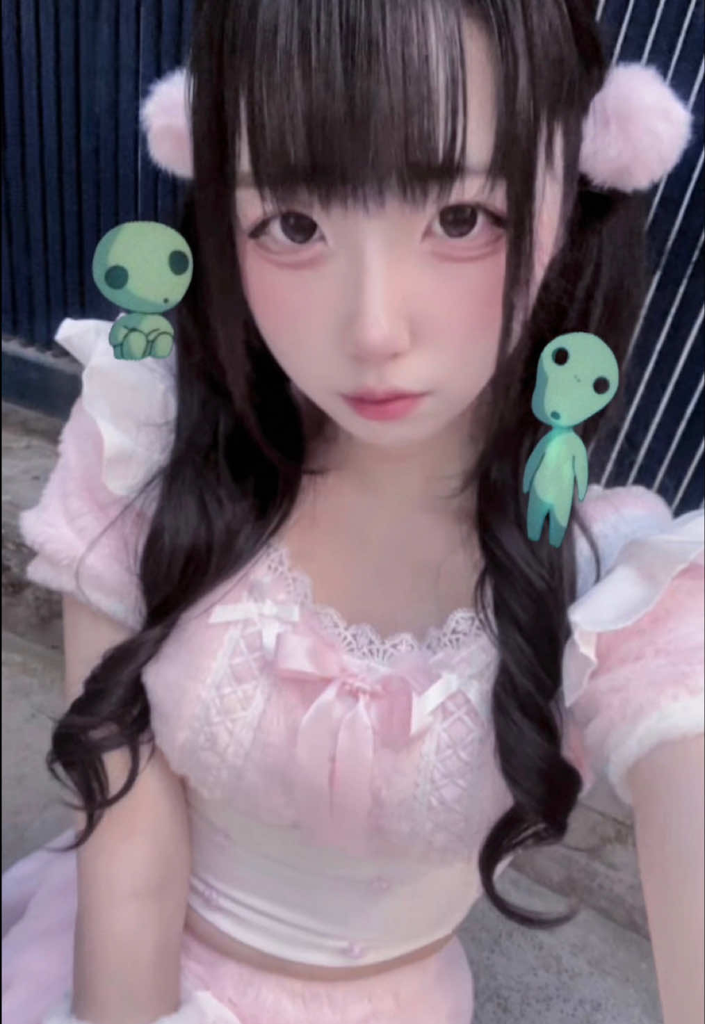@므