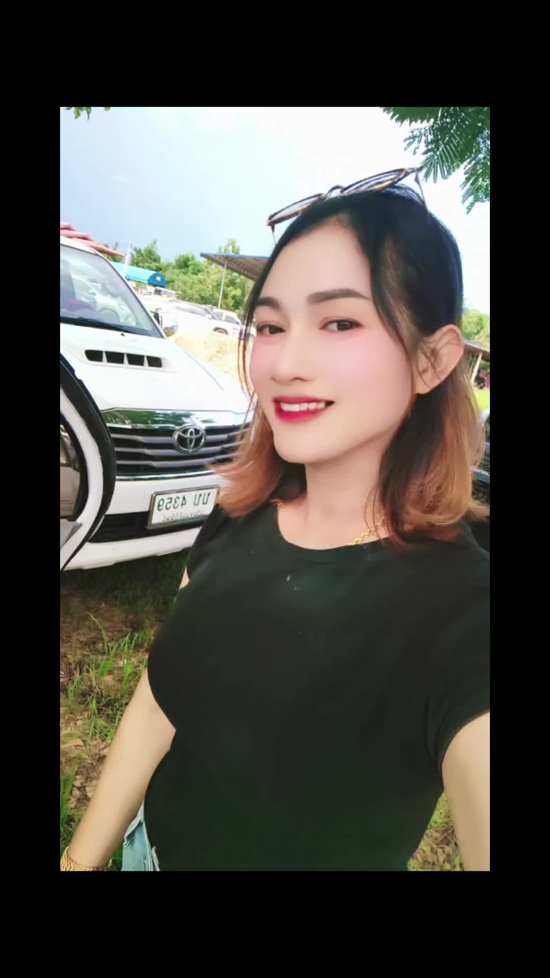 @น้ำผึ้ง บ้านมะหิงค์