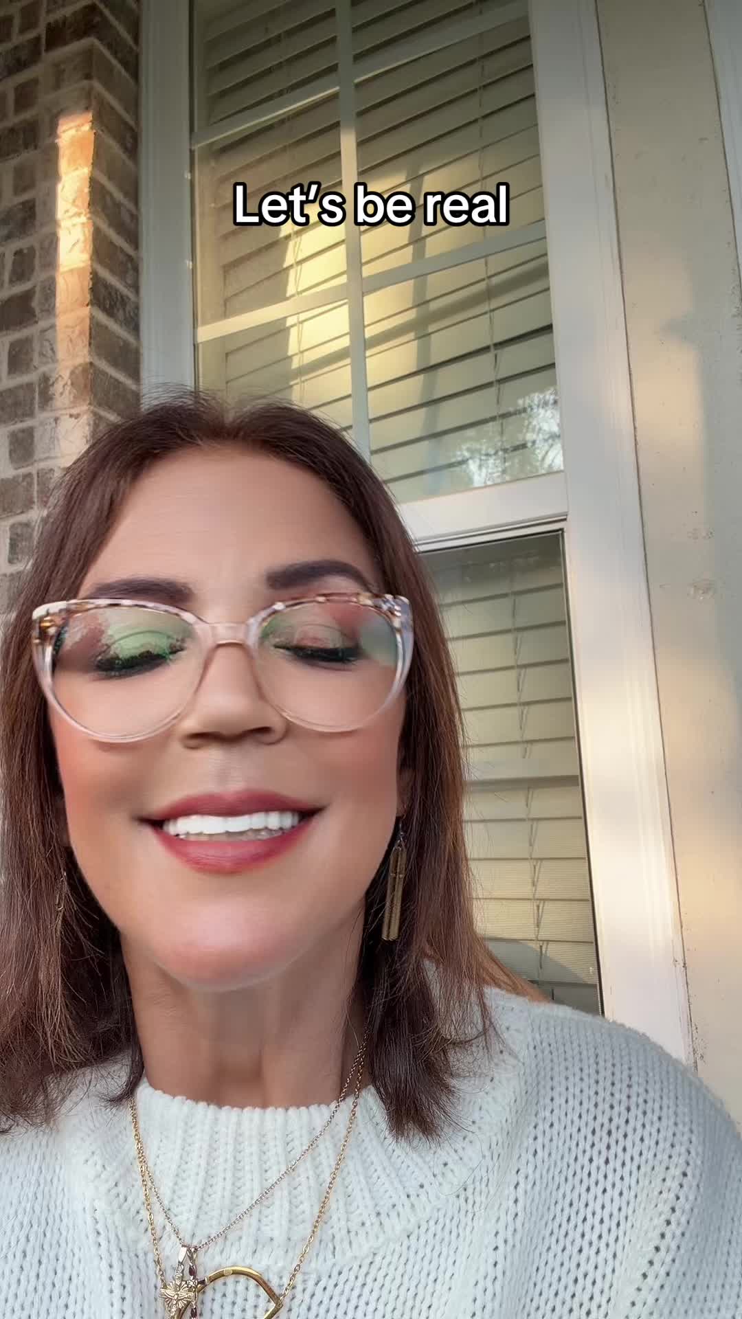 @Demi