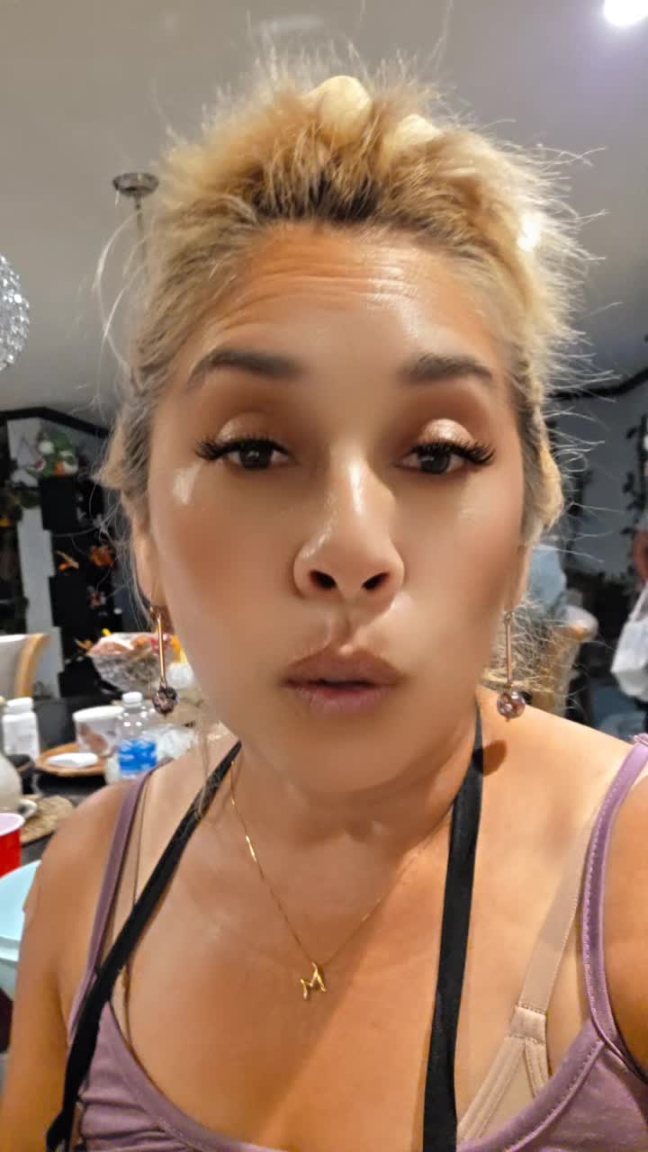 @bella Teran