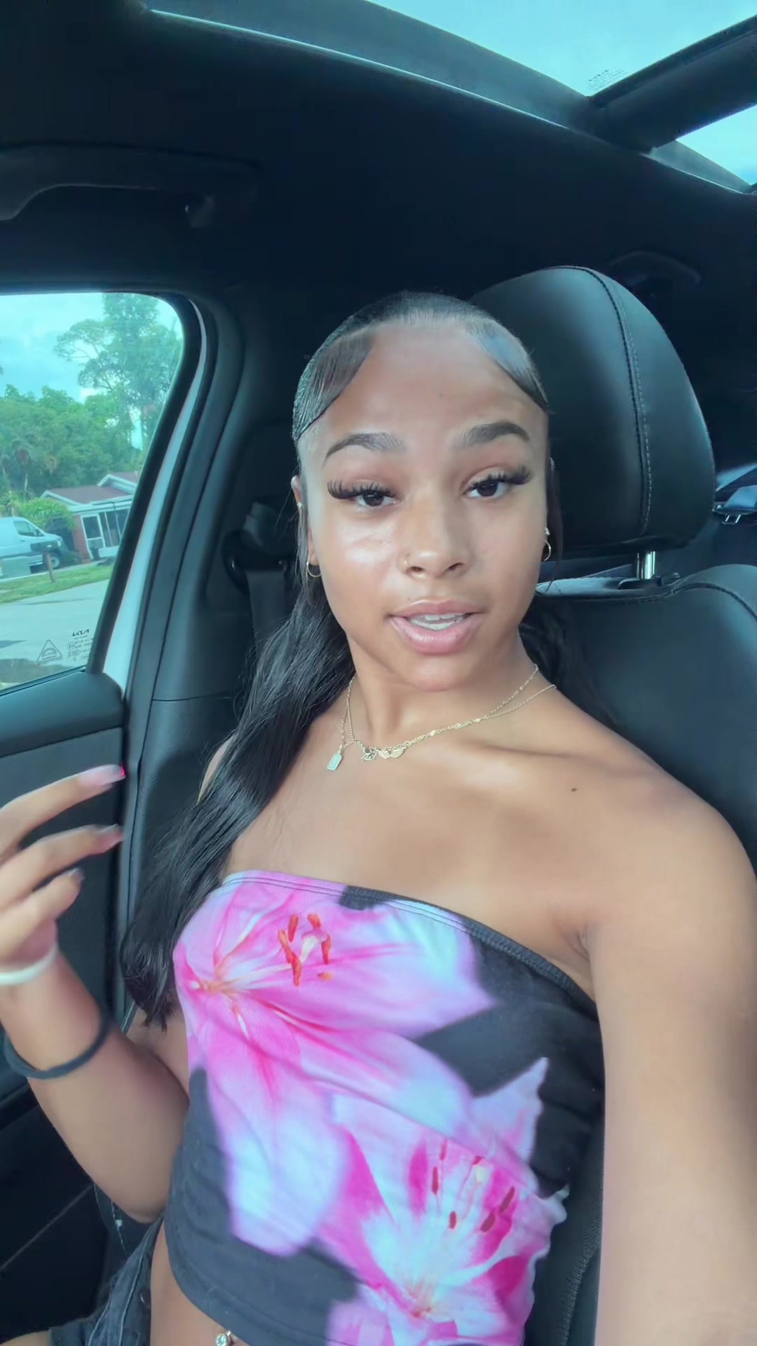 @u_luvmia0