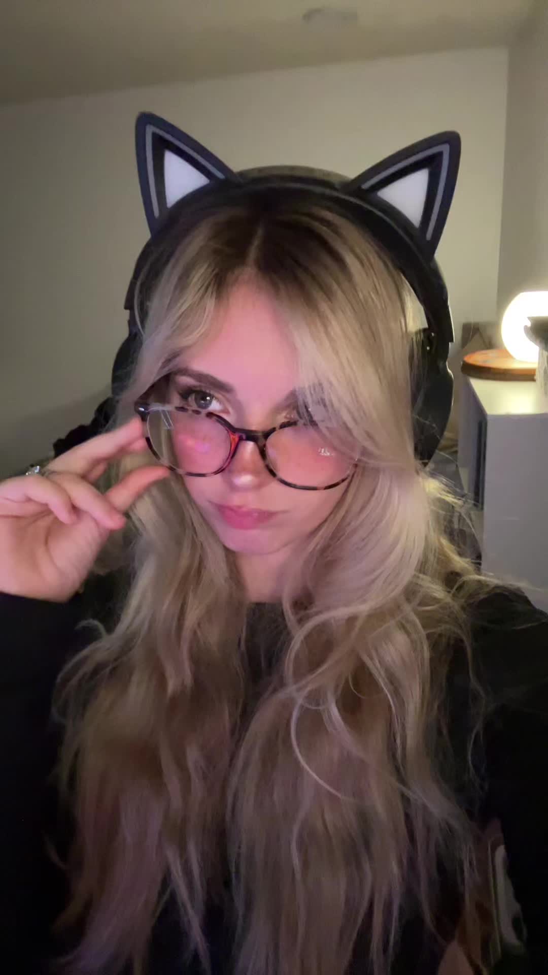 @emmyafk | twitch