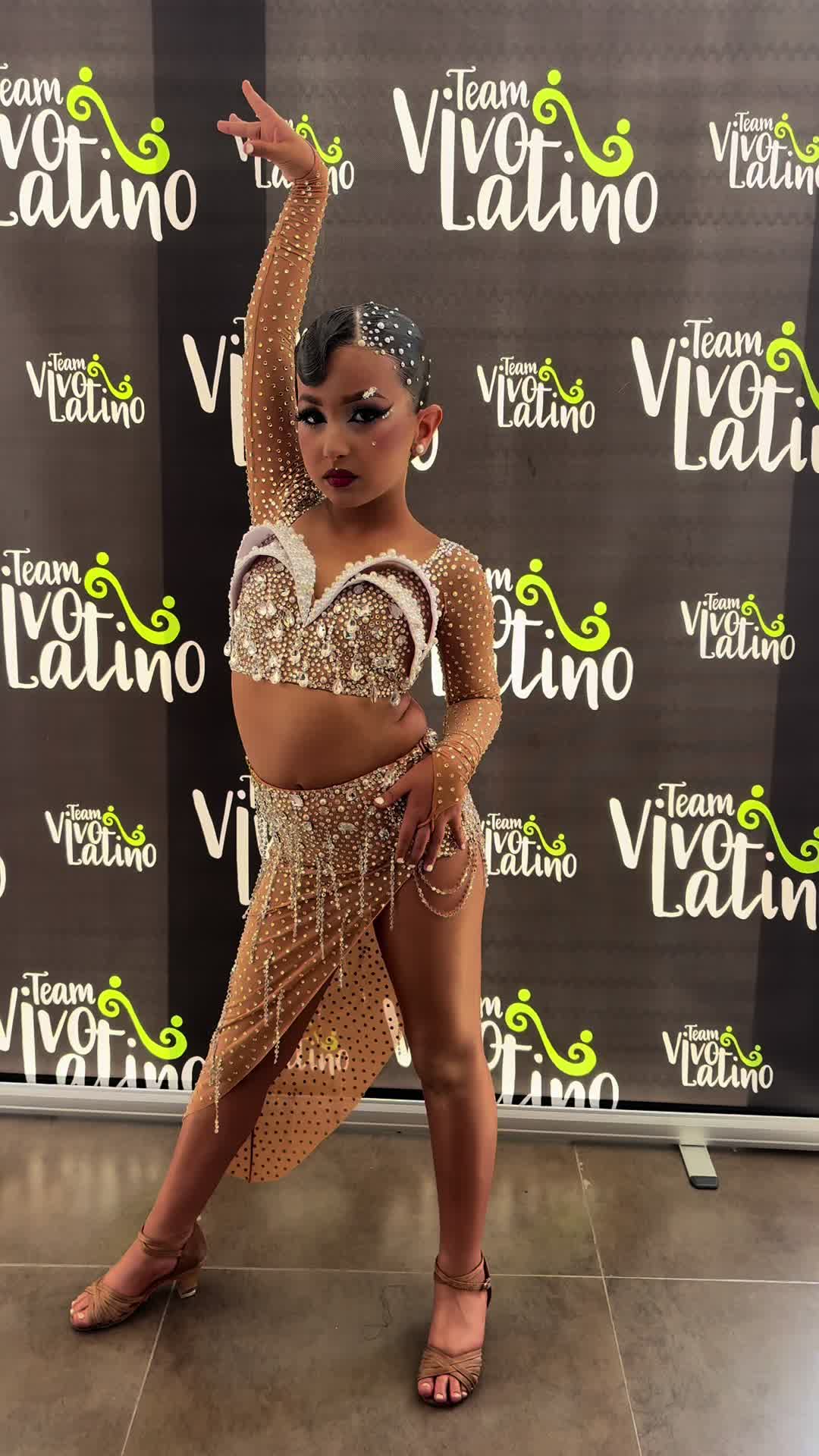 @vanessa_nuzzo_dance