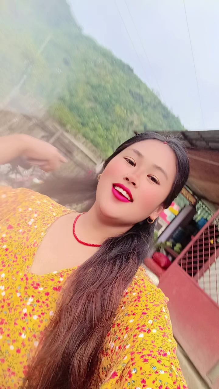 @😏