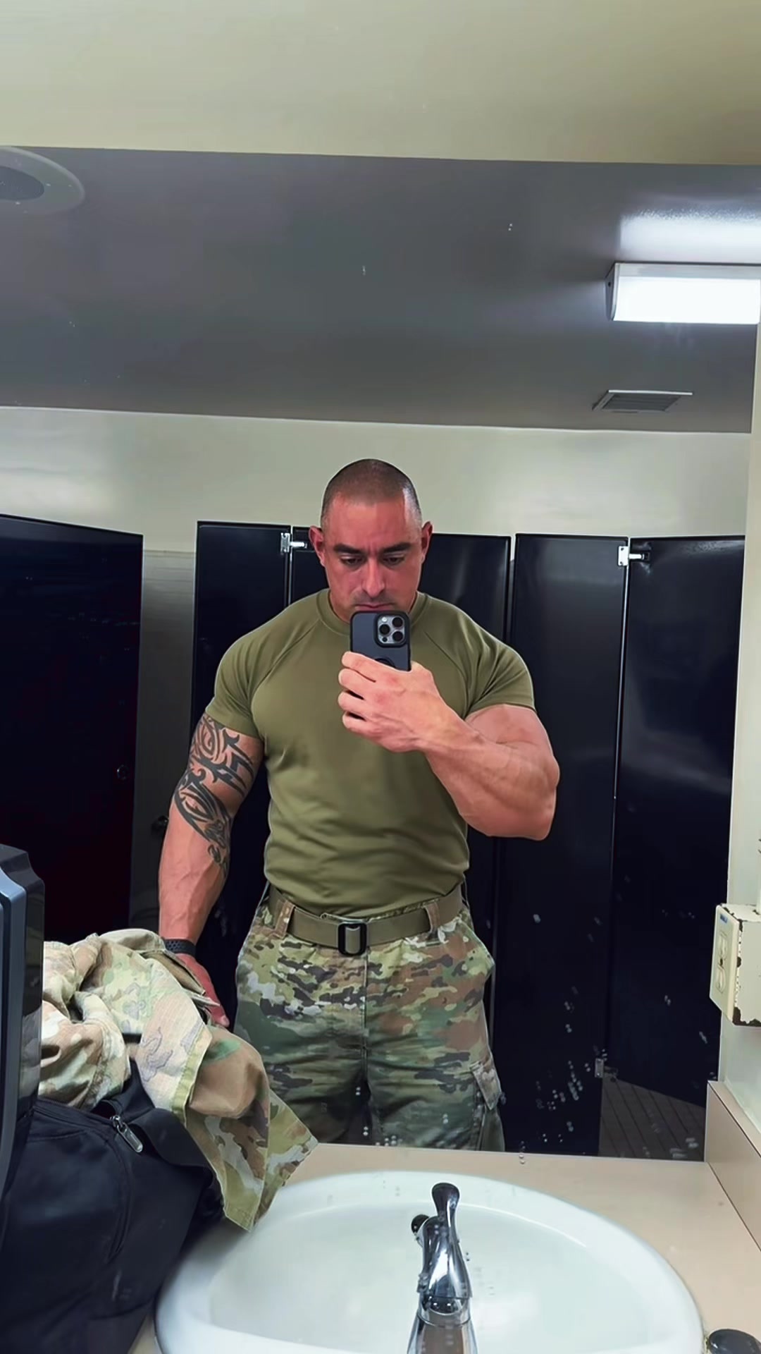 @LRodRB