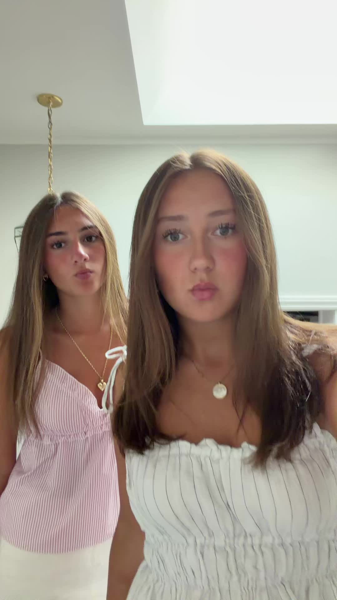 @VIOLETA