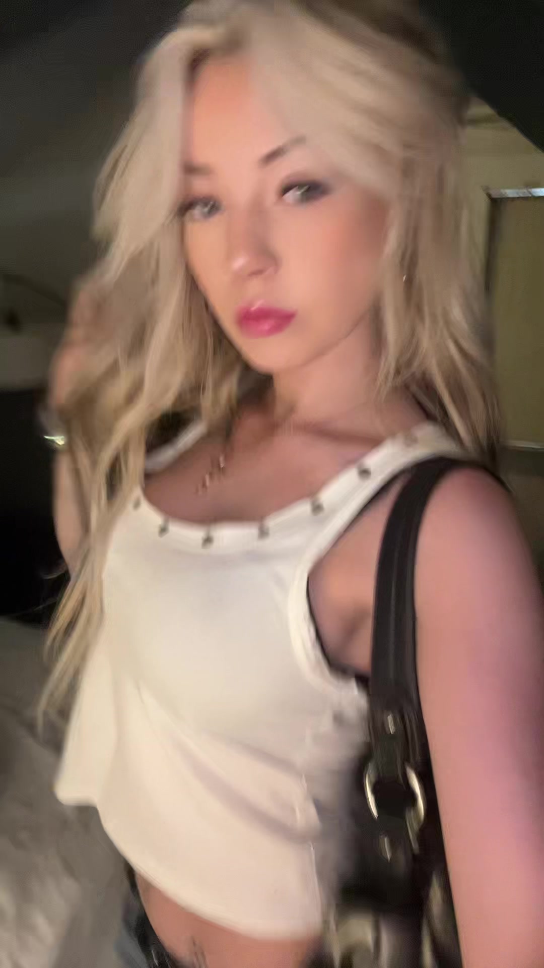 @ej