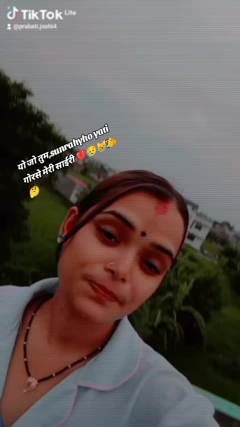 @LaX__मी 💰👀