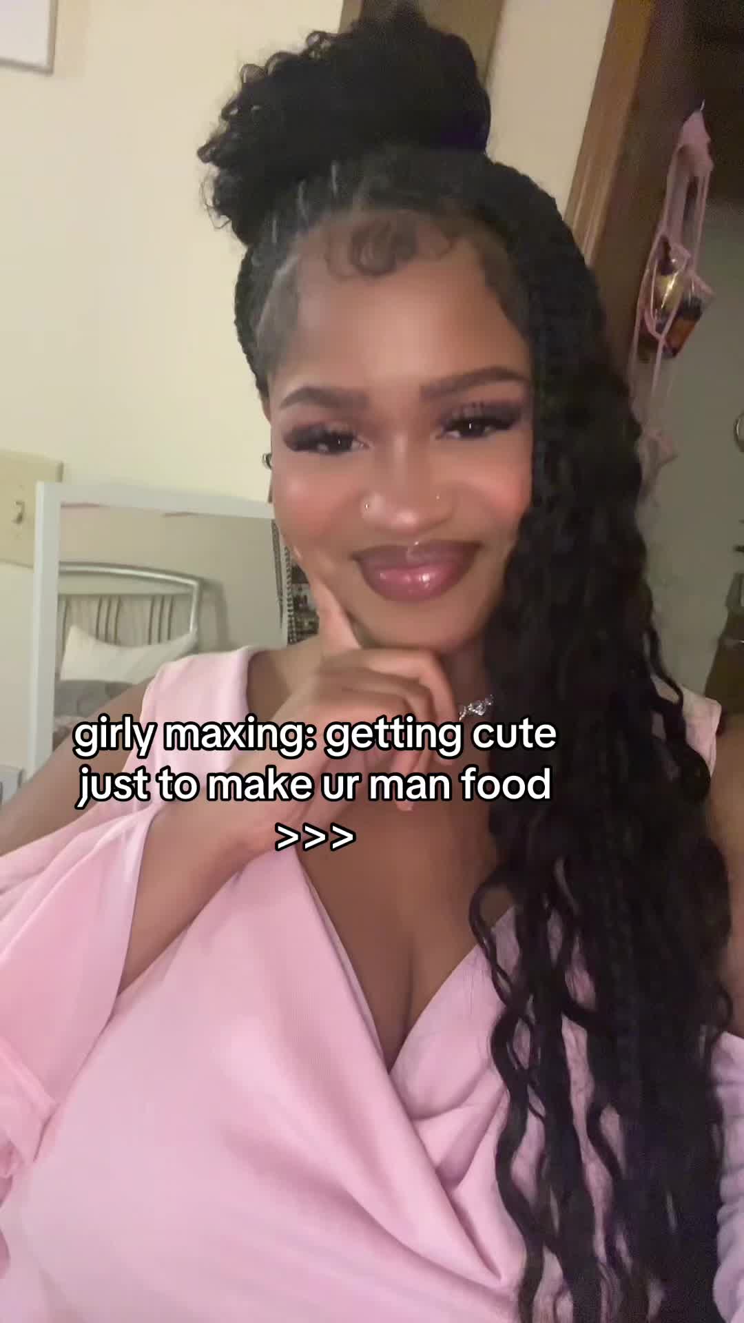 @layahᥫ᭡