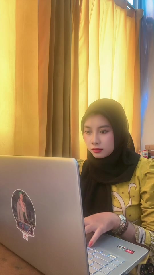 @Mon🧸🇵🇸
