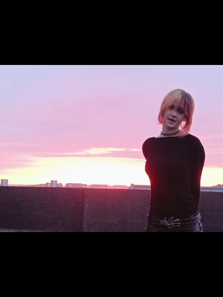 @Эрен😨ム@