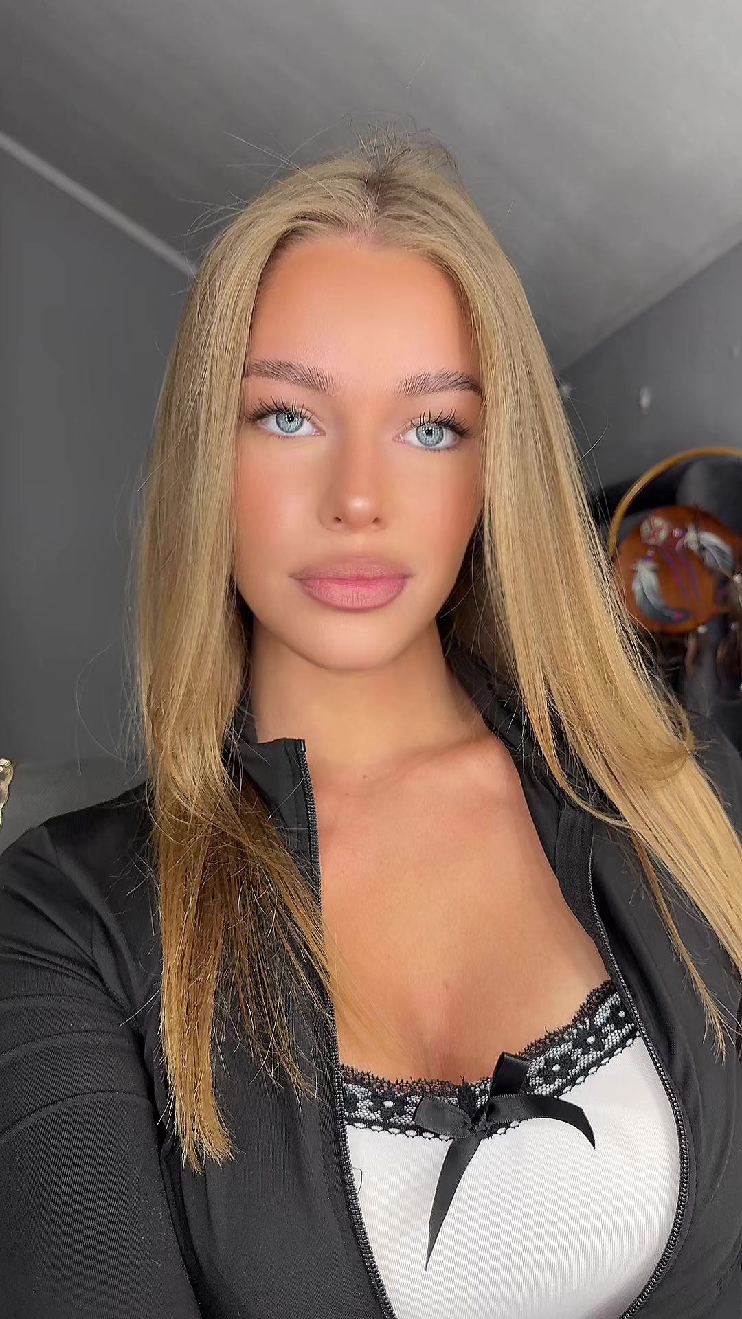 @natasa