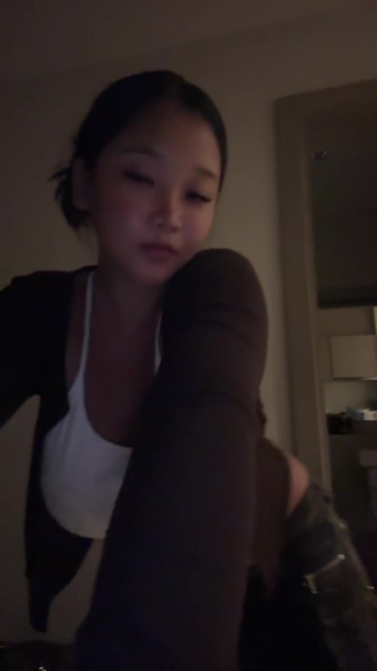 @allyduckyx
