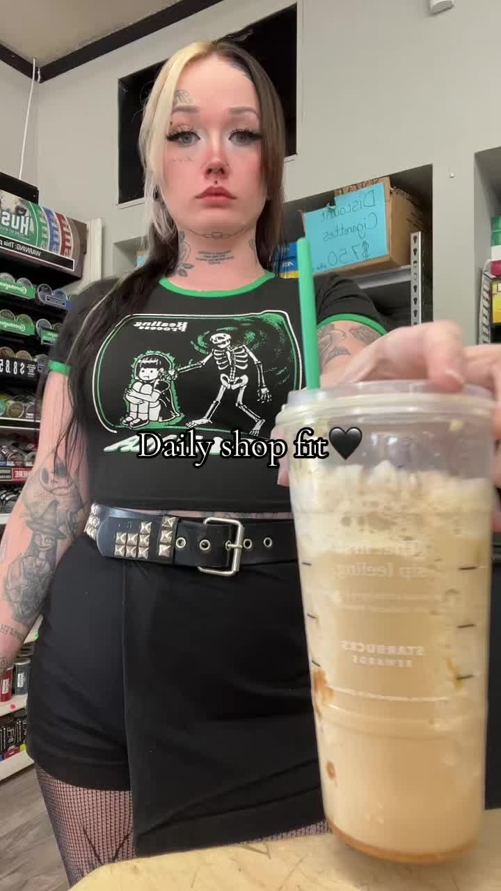 @Chloe_lynn