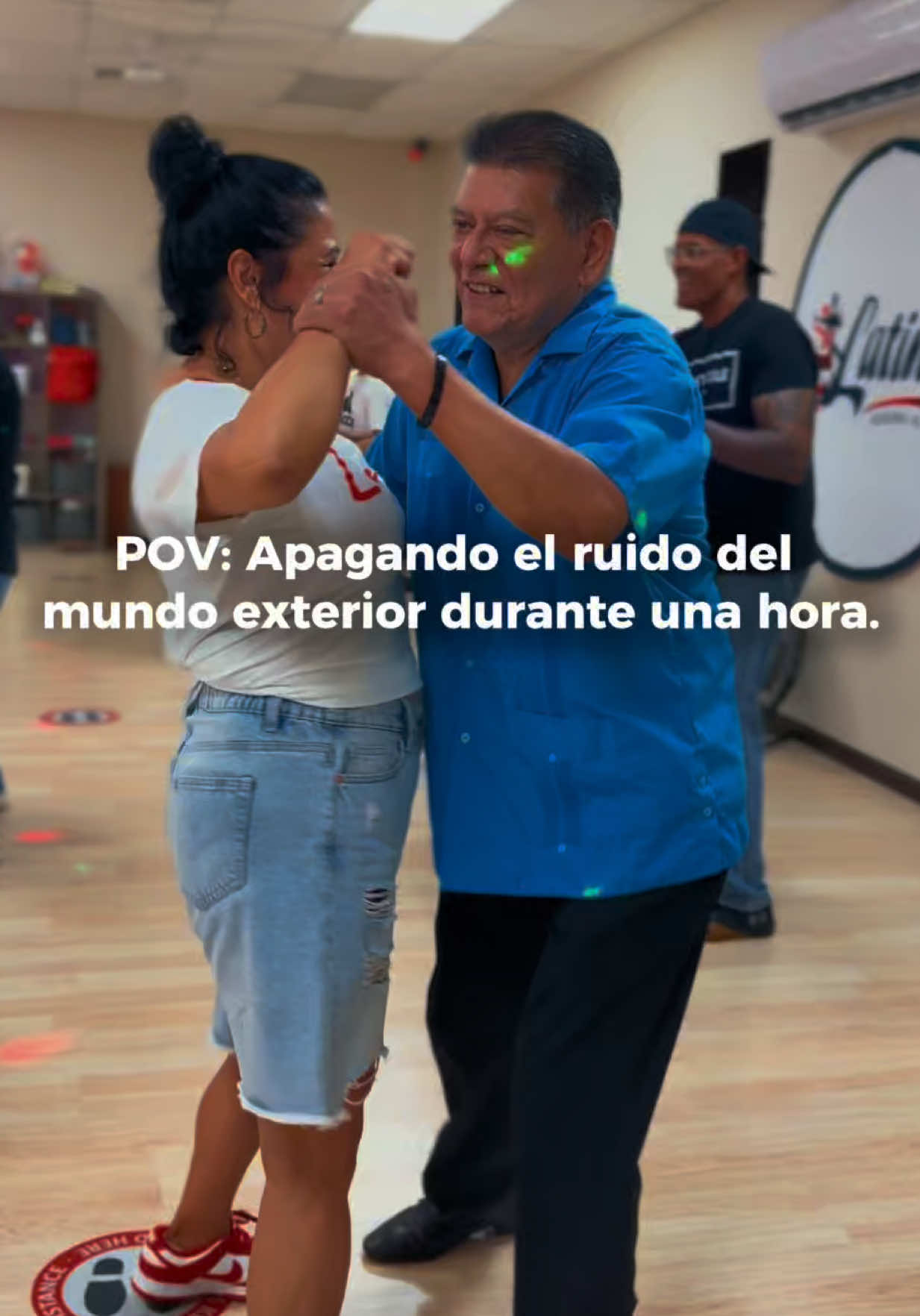 @Latinos Academia de Baile