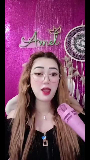 @icha.Laura