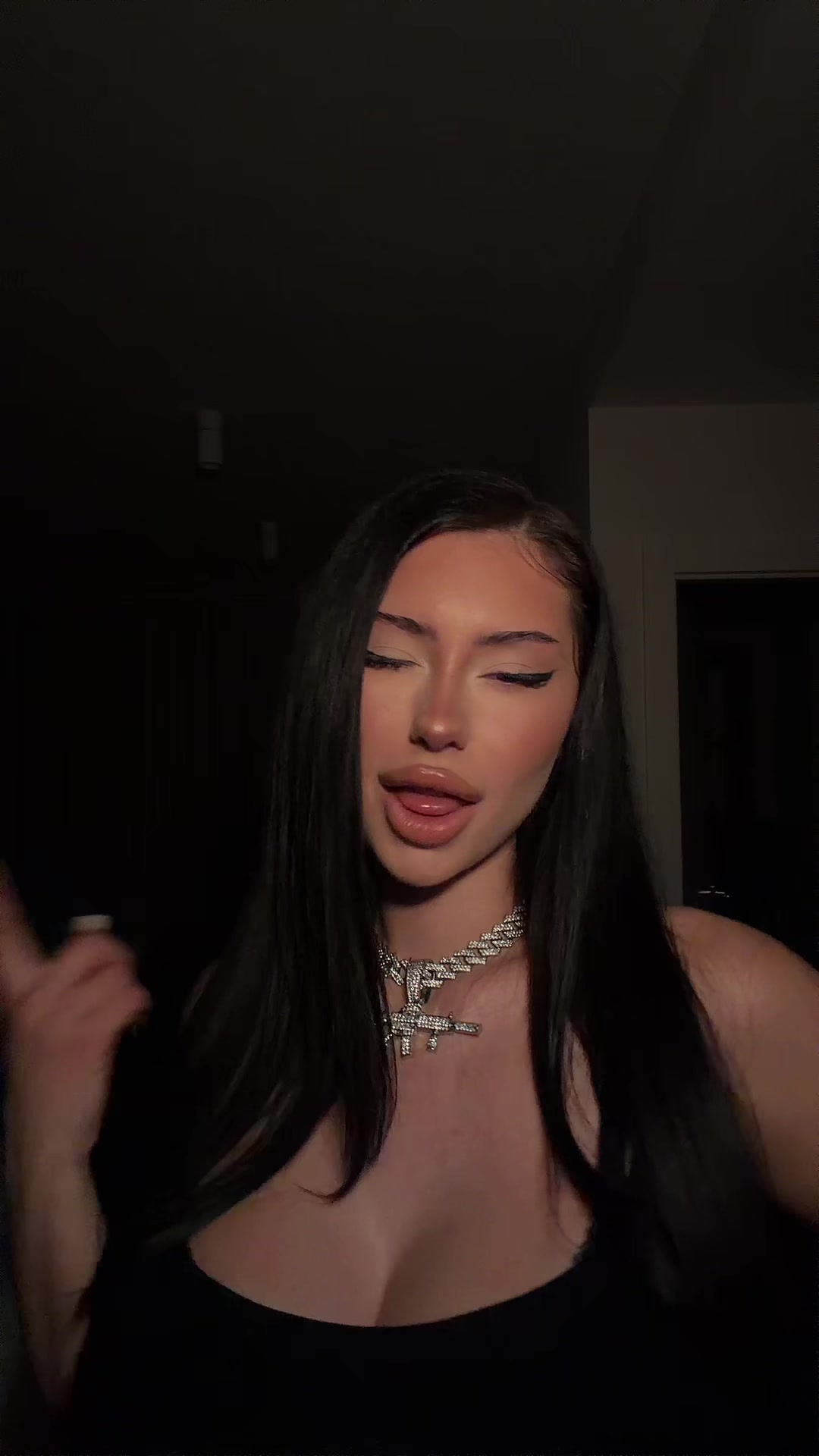 @Syndii69