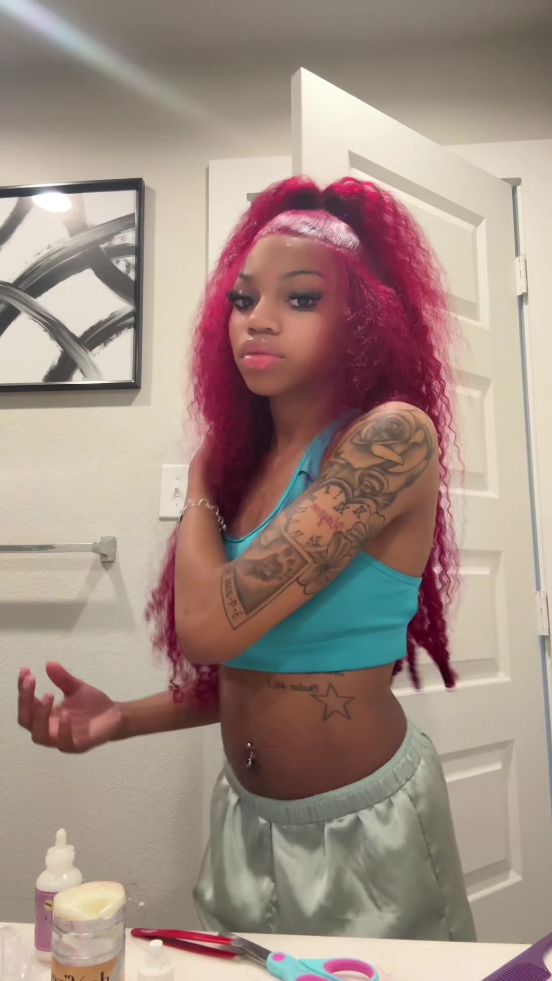 @👄.