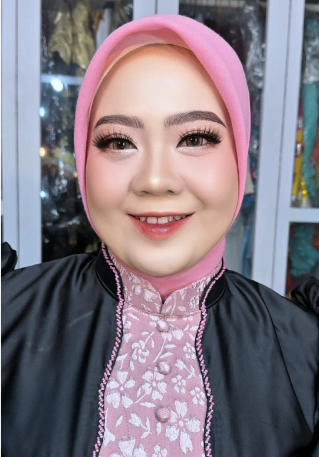 @Glammors_makeup