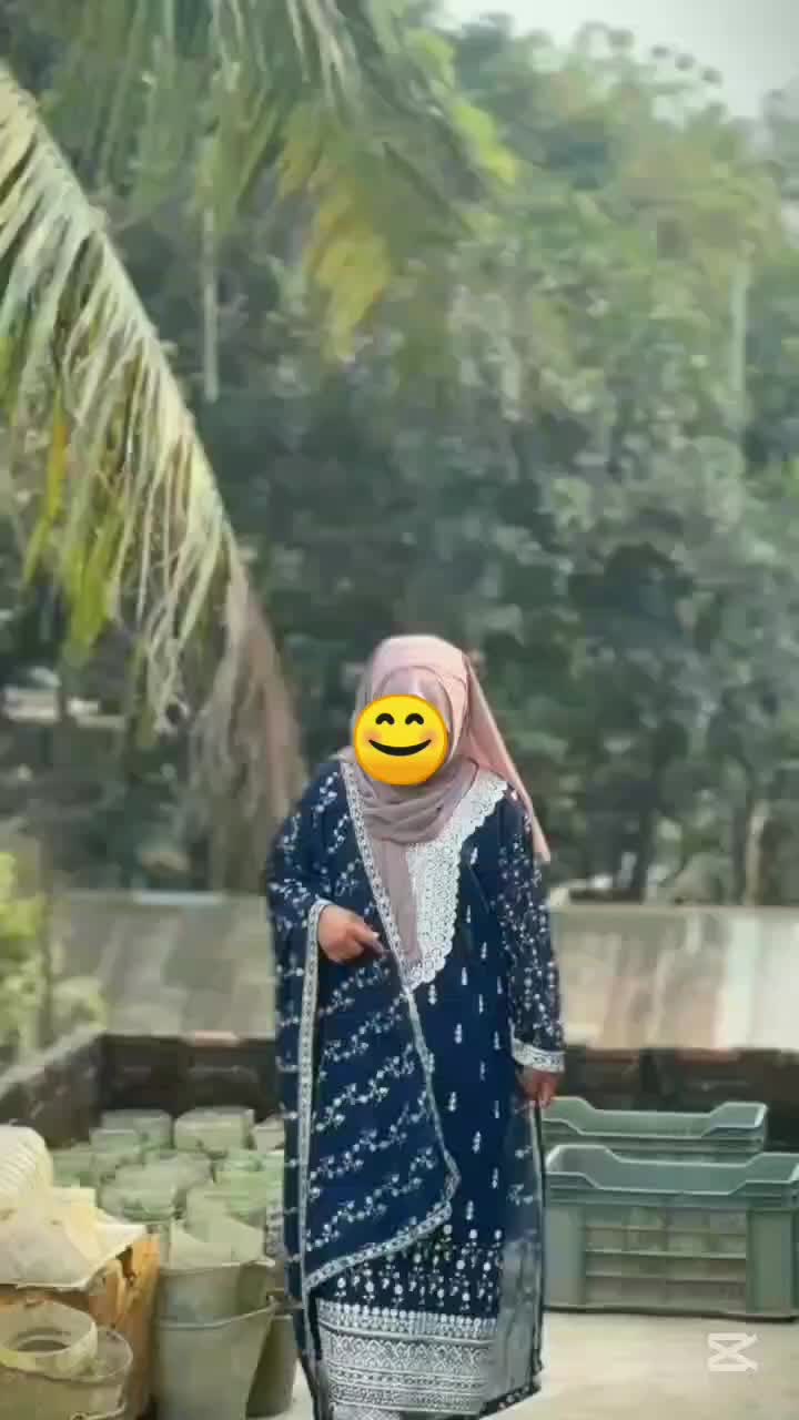 @BUSHRA_💫