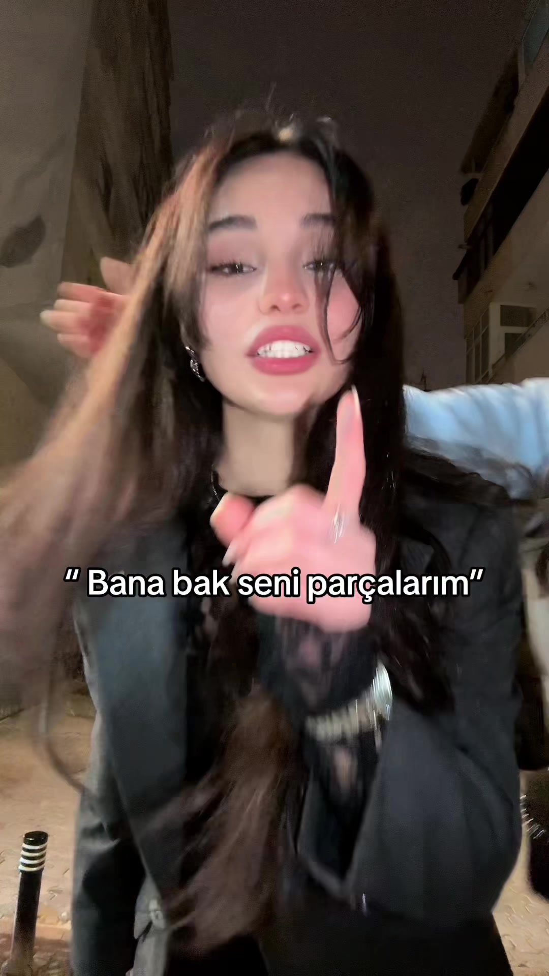 @S&uuml;sl&uuml;&uuml;🦢