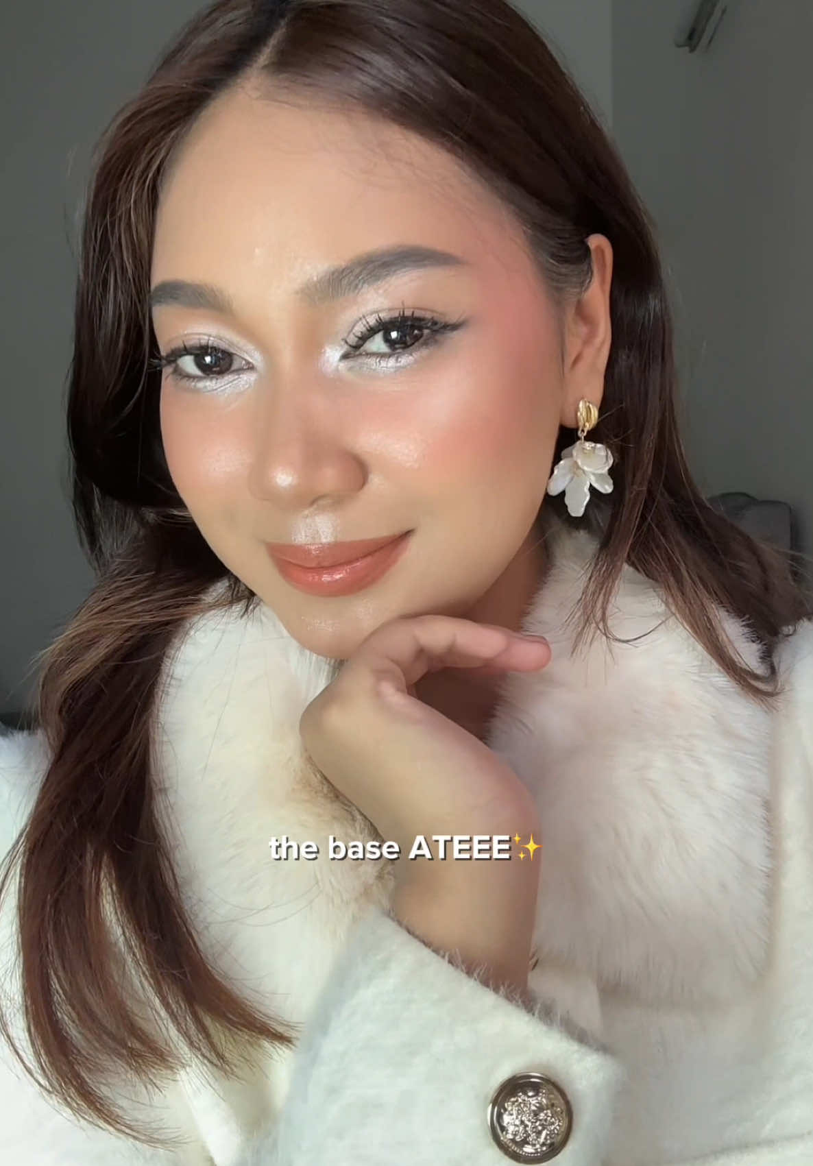 @nia