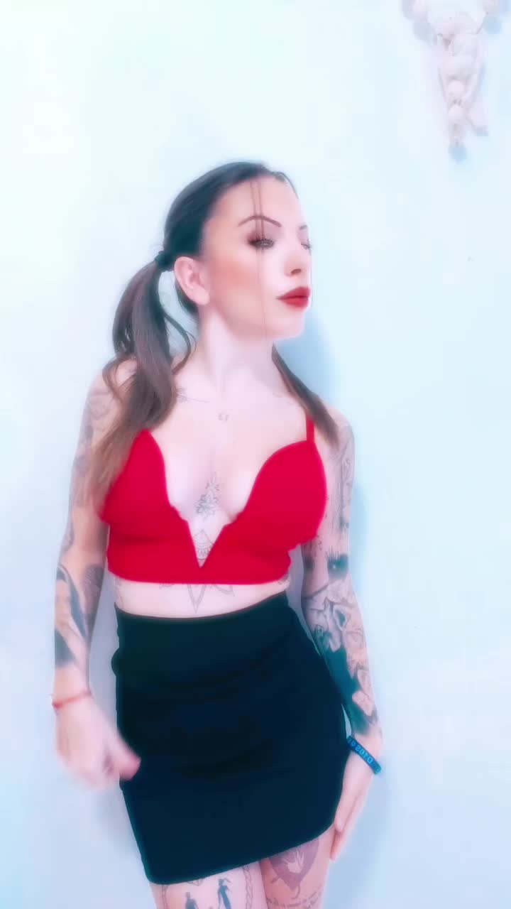 @⚜️❤🔥LA REGINA DI TIK TOK🌹🐿