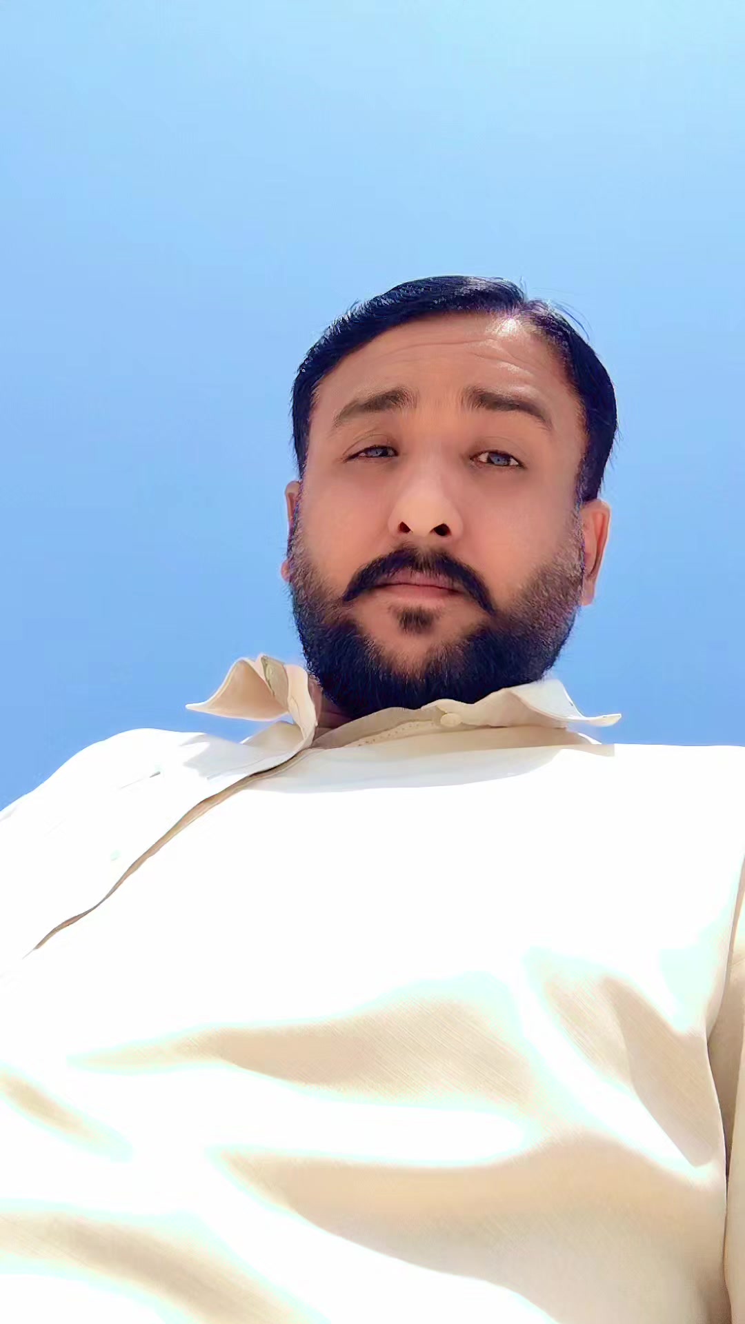 @Naveed Kashmiri 🦁