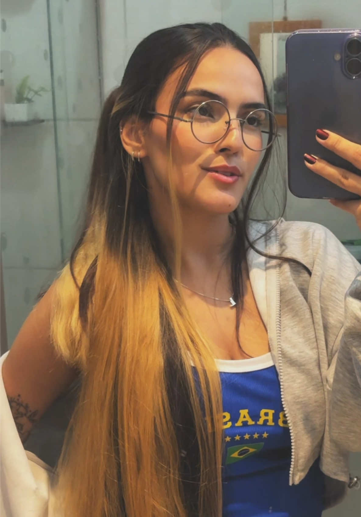 @Laispotonl