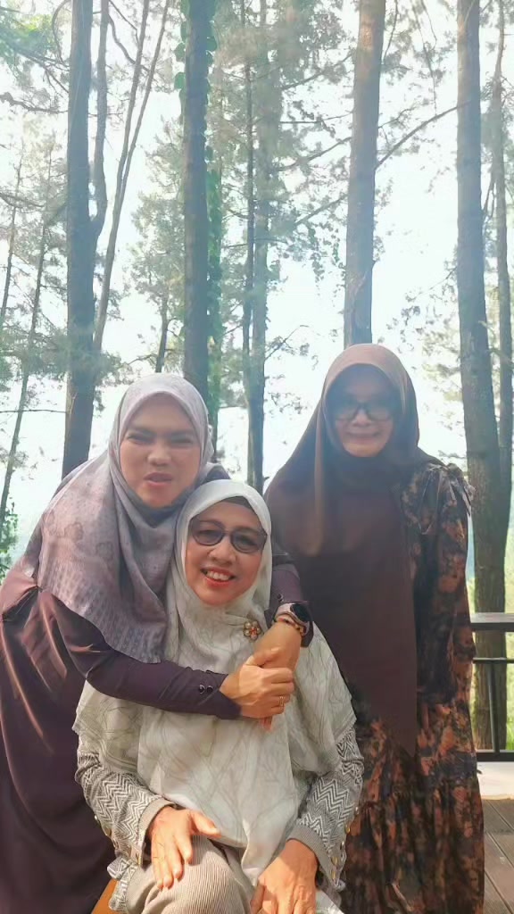 @Irma Adam_rz