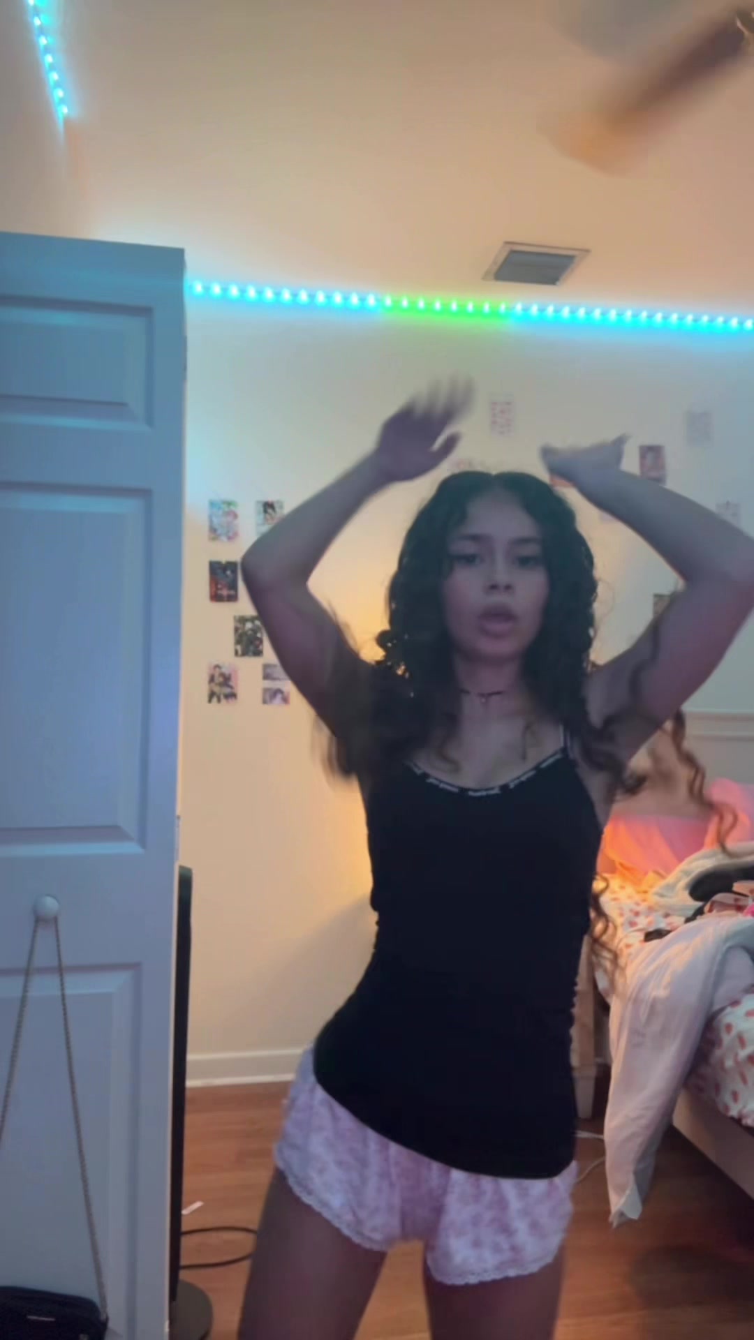 @vokai