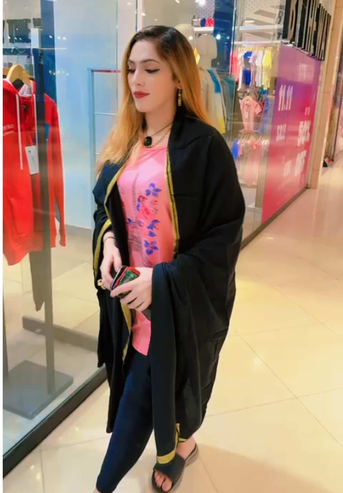 @bushramarviofficial