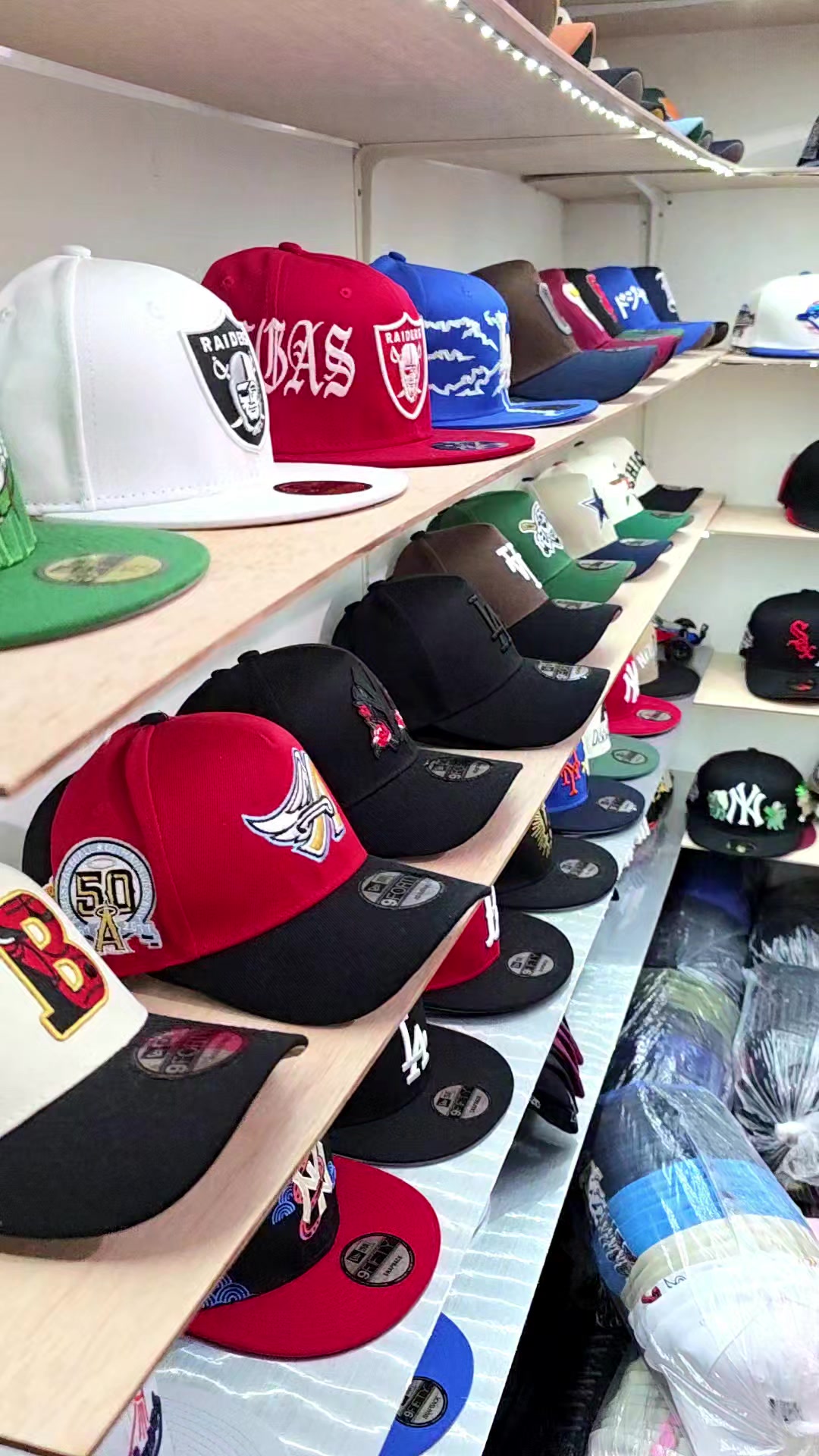 @HERCONT-CAPS