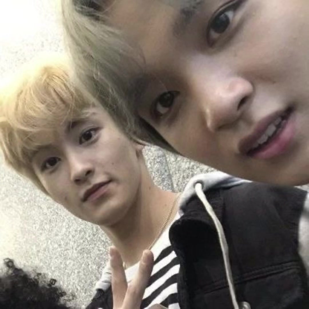 @ri ¹²⁷ | seeing bts !
