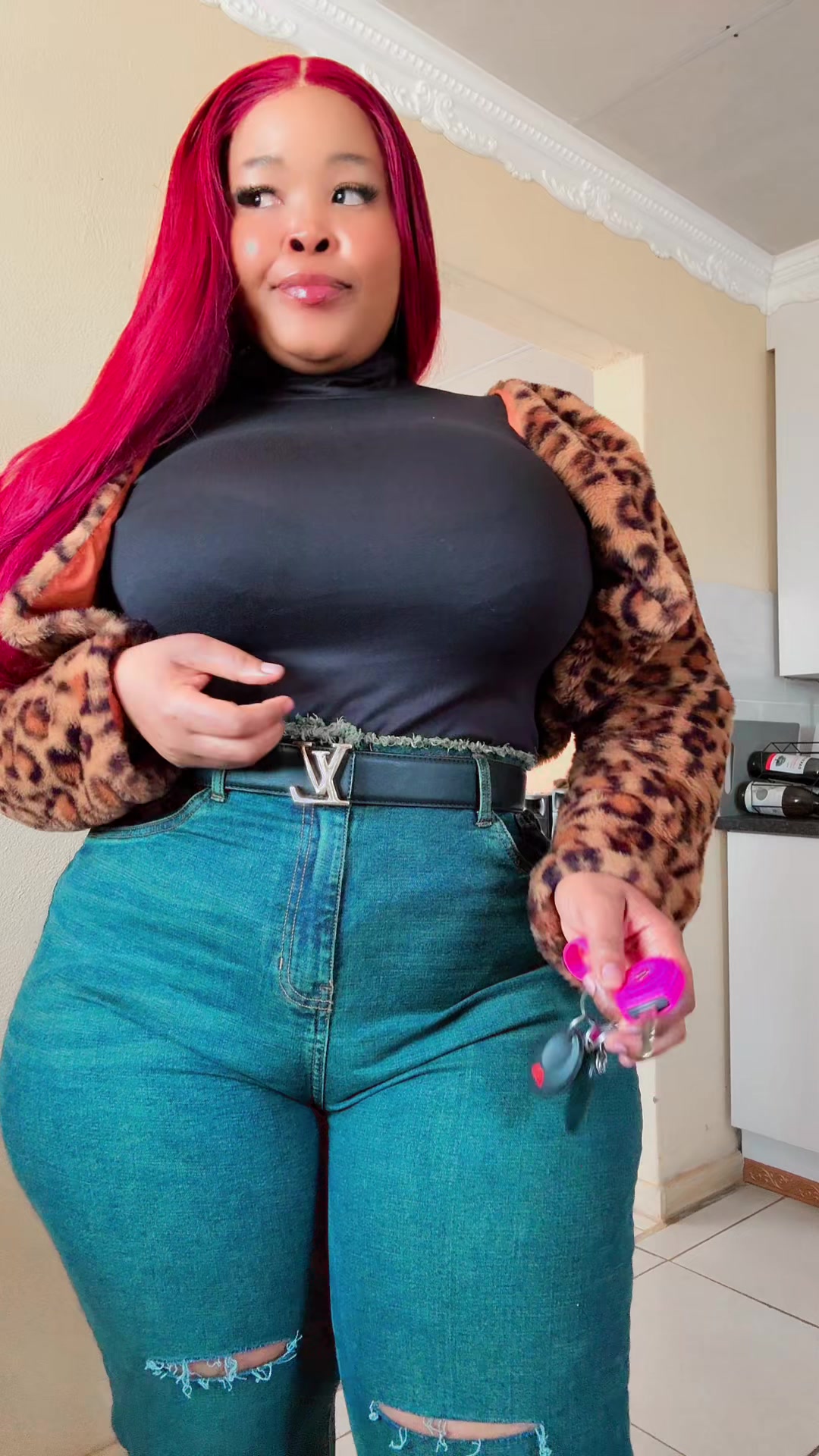 @Curvilicious 🥰F