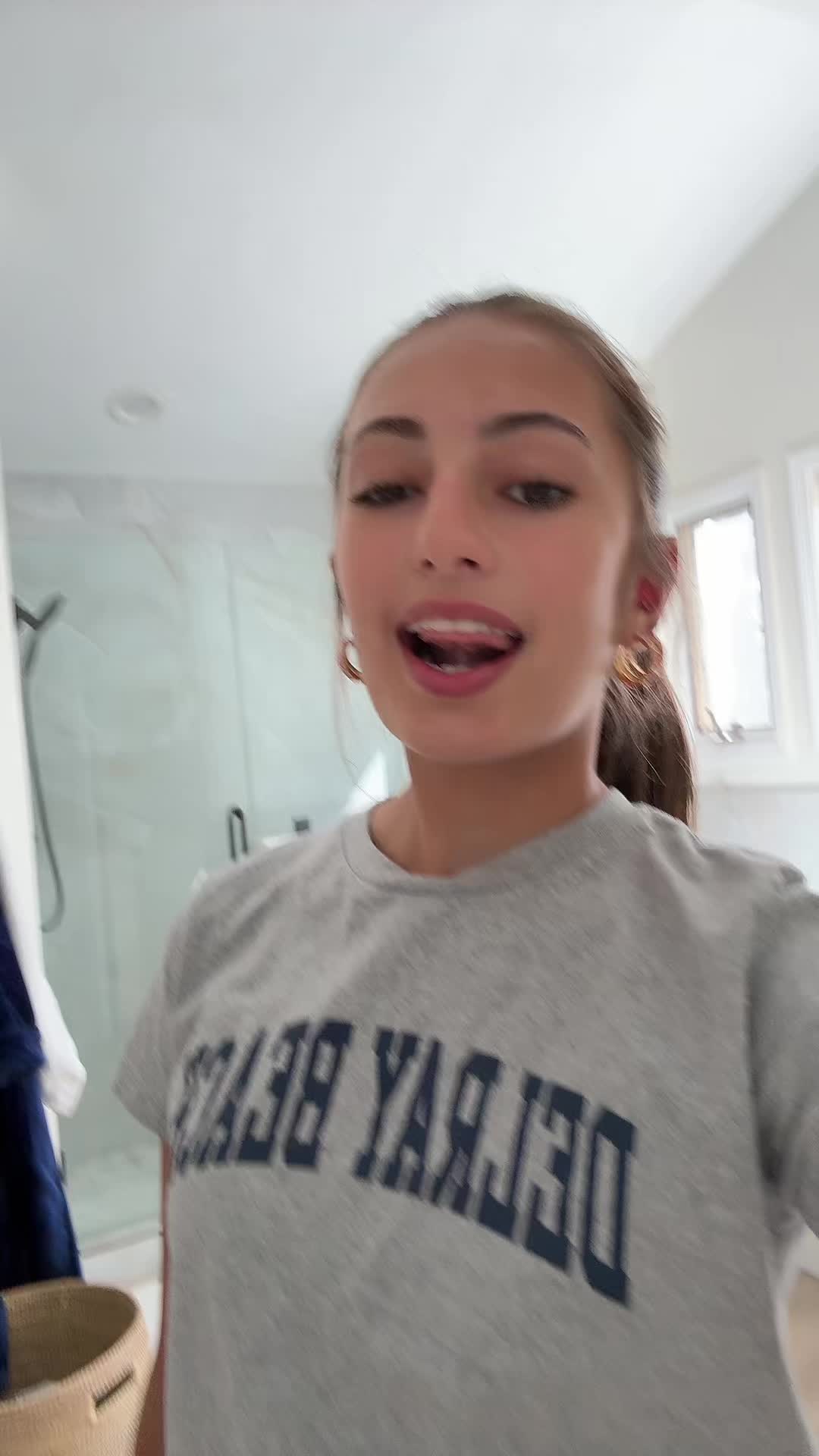 @lessussyheh