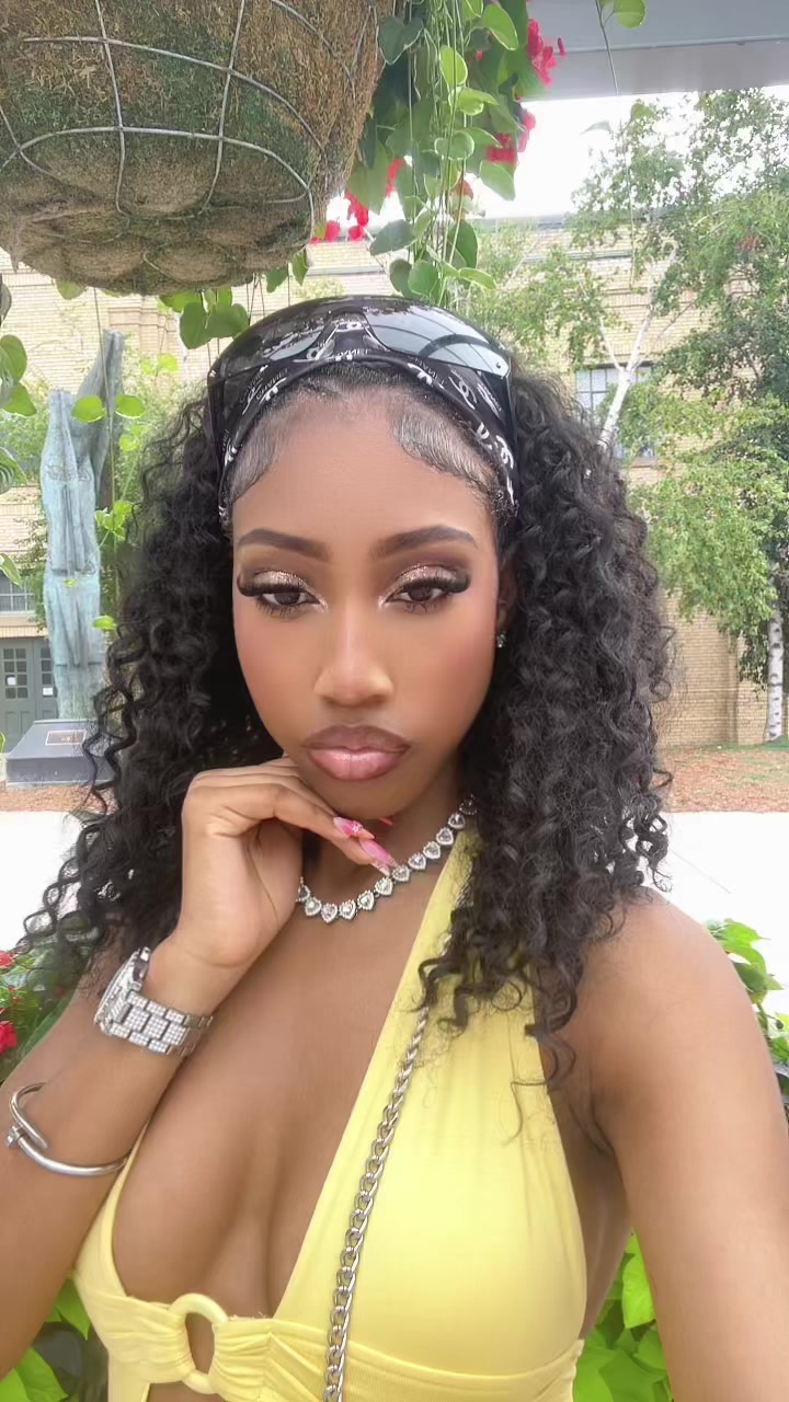 @moniqueluxxeꪆৎ