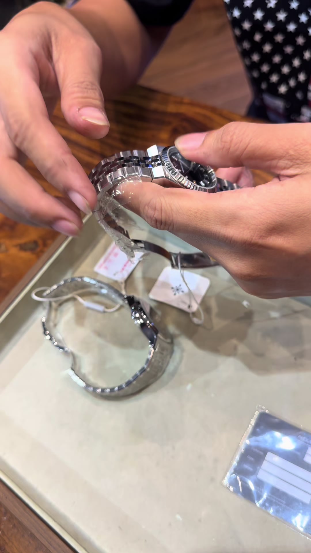 @QuốcThôngg 1.Minute