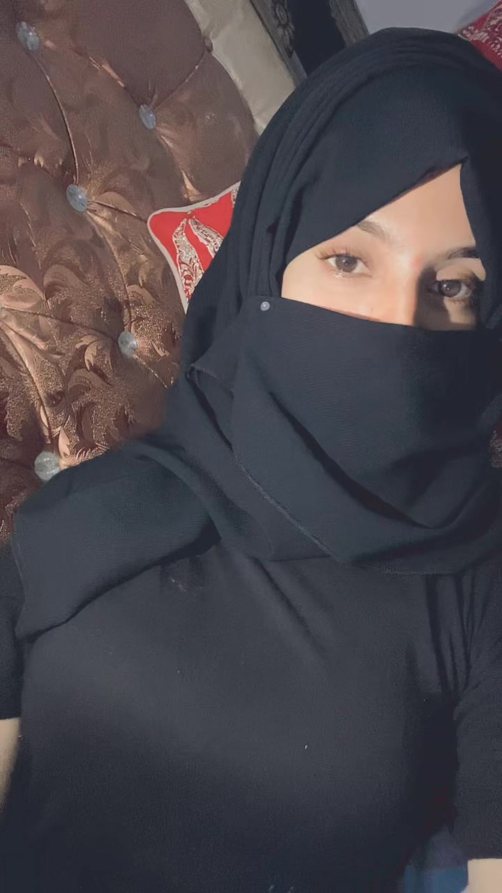 @Amna haraj roshnpor ✌️😎
